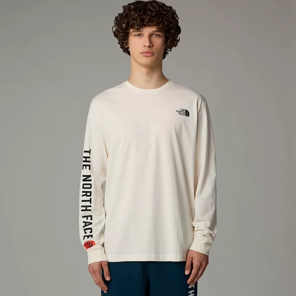 The North Face Camiseta De Manga Larga Con Estampado Gráfico Varsity Para Hombre White Dune Store