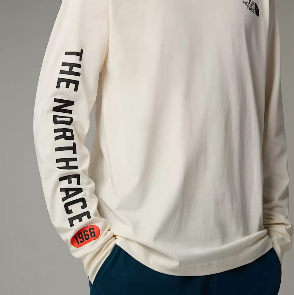 The North Face Camiseta De Manga Larga Con Estampado Gráfico Varsity Para Hombre White Dune Store